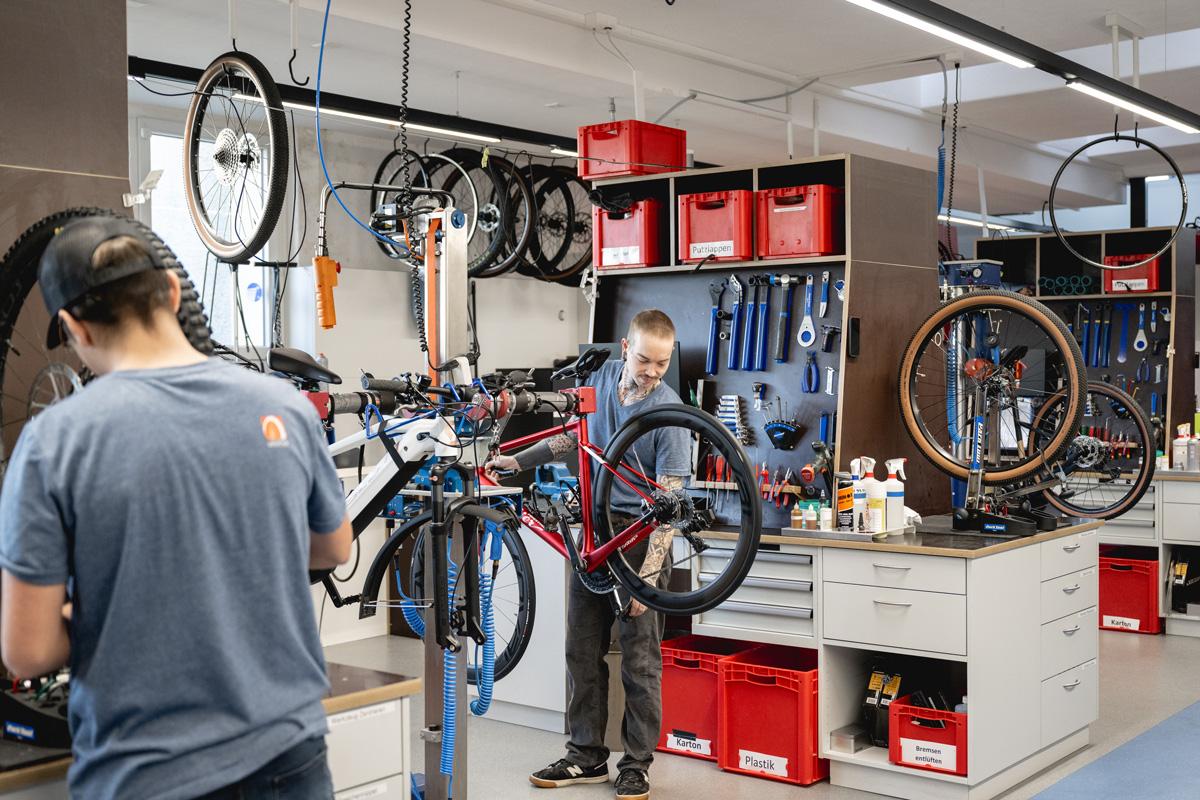  - Velothek AG B&uuml;tschwil