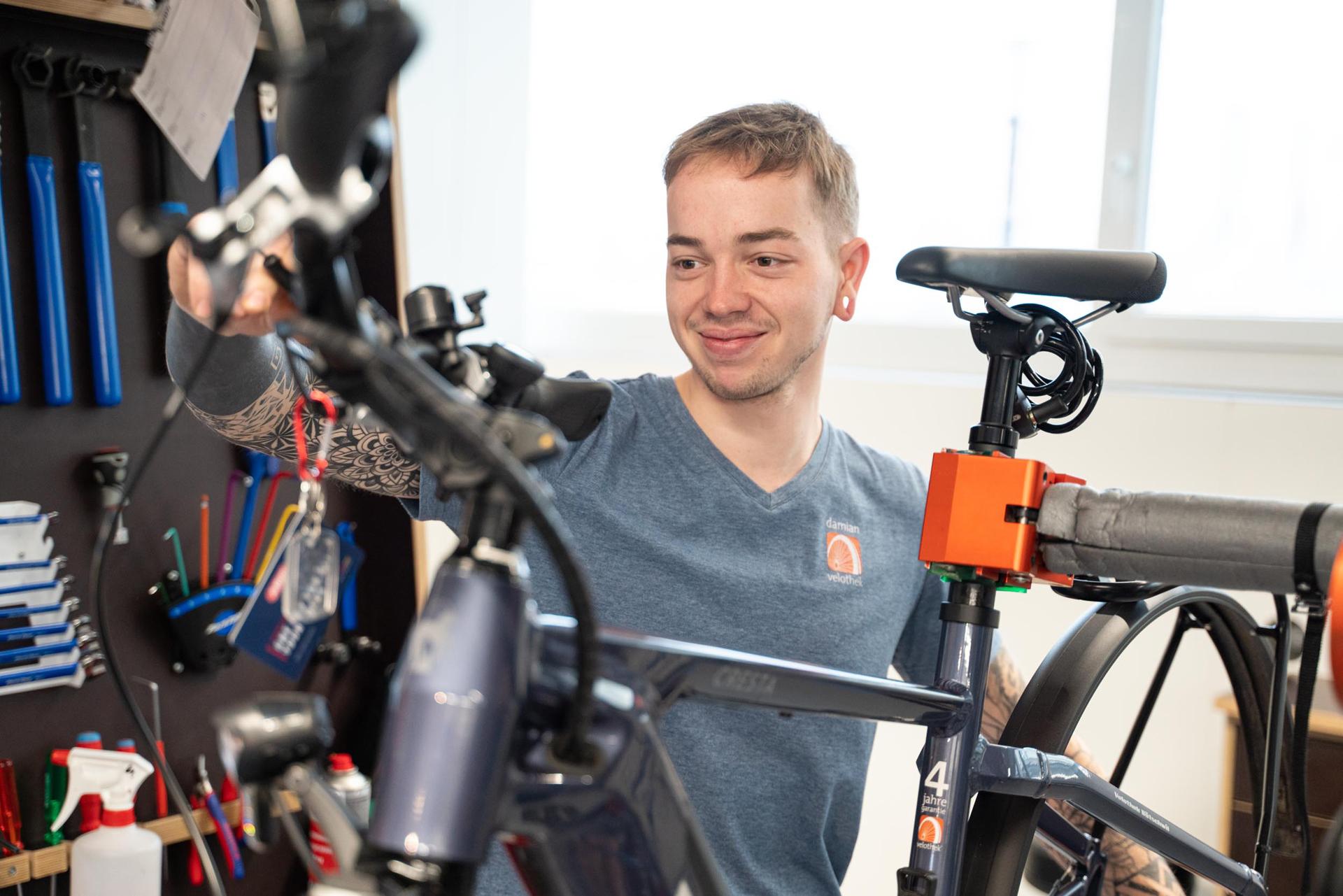  - Velothek AG B&uuml;tschwil